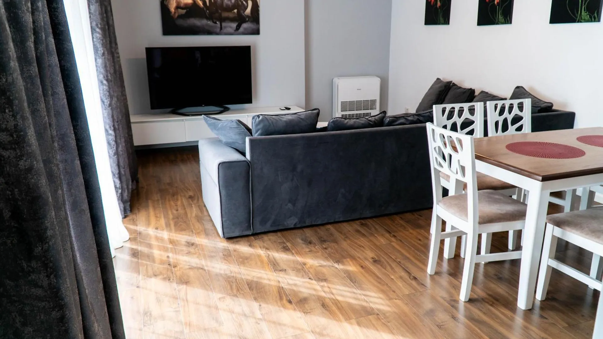 Signature Apartment 5 location